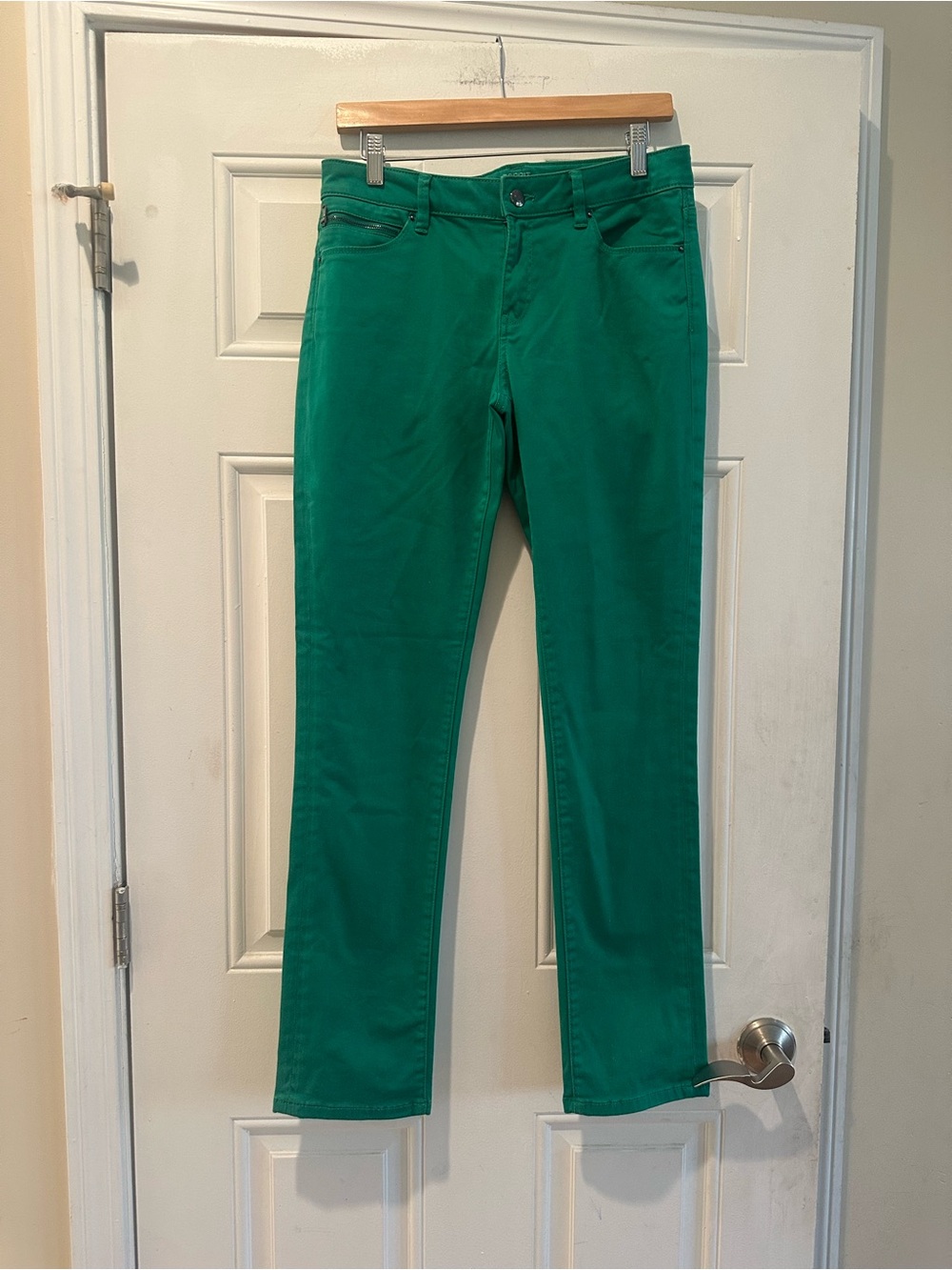 Esprit Medium Rise Green Straight Leg Jeans-Super cute!!